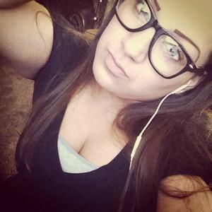 Meet your Posher, Danni